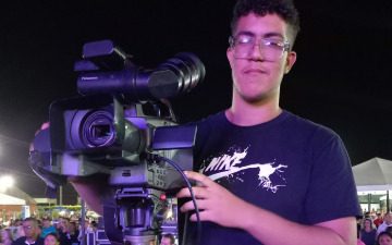 OTÁVIO JORDÃO - FOTOGRÁFO, CINEGRAFISTA E EDITOR DE VÍDEOS AULAS DE ZUMBA E RITMOS LIVRES